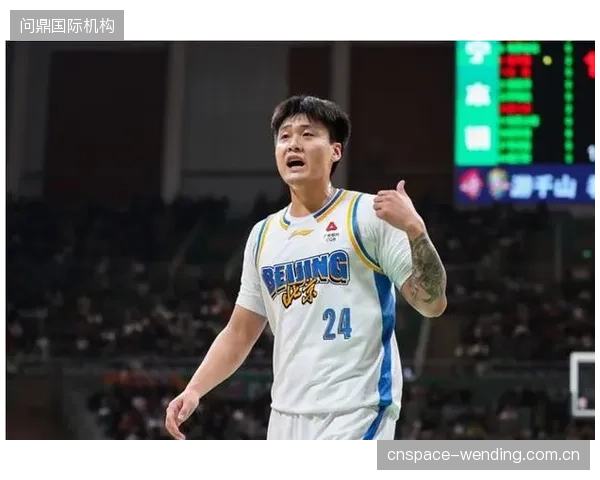 北京首钢休赛期或将调整阵容，赵睿的健康状况成为球队未来变数。